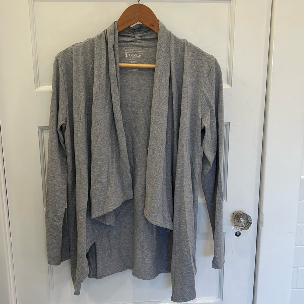 Women's Coolibar Marietas Sun Wrap Cardigan in Heathered Grey,‎ Size S
